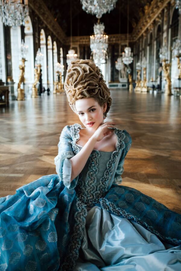 Rare Marie Antoinette - Image 3